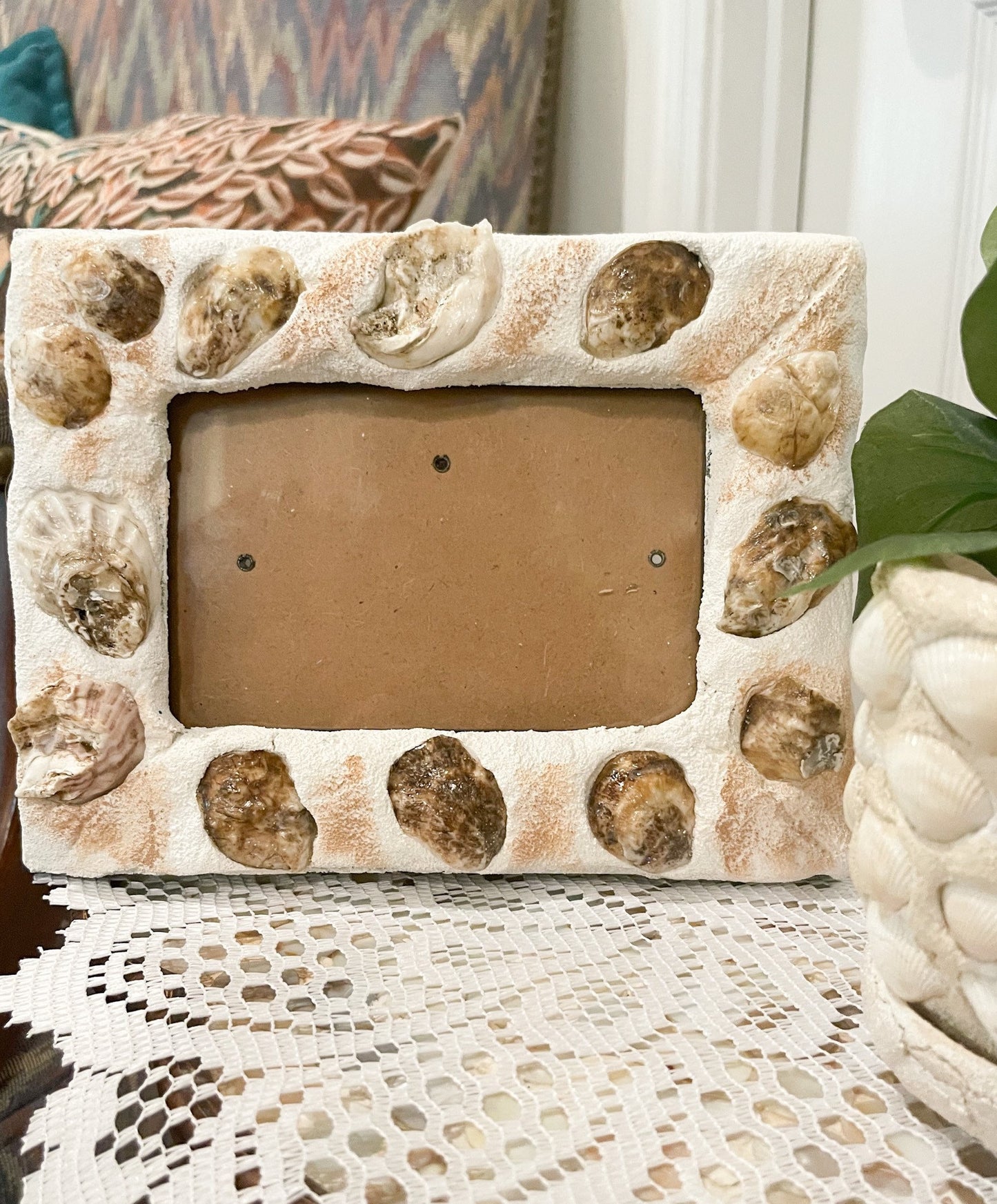 Oyster Shell Frame/FREE SHIPPING