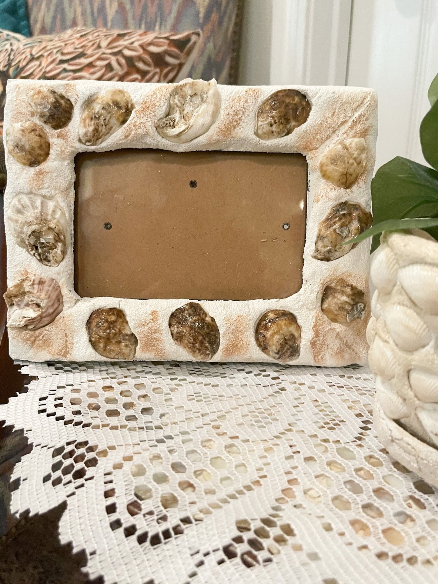 Oyster Shell Frame/FREE SHIPPING