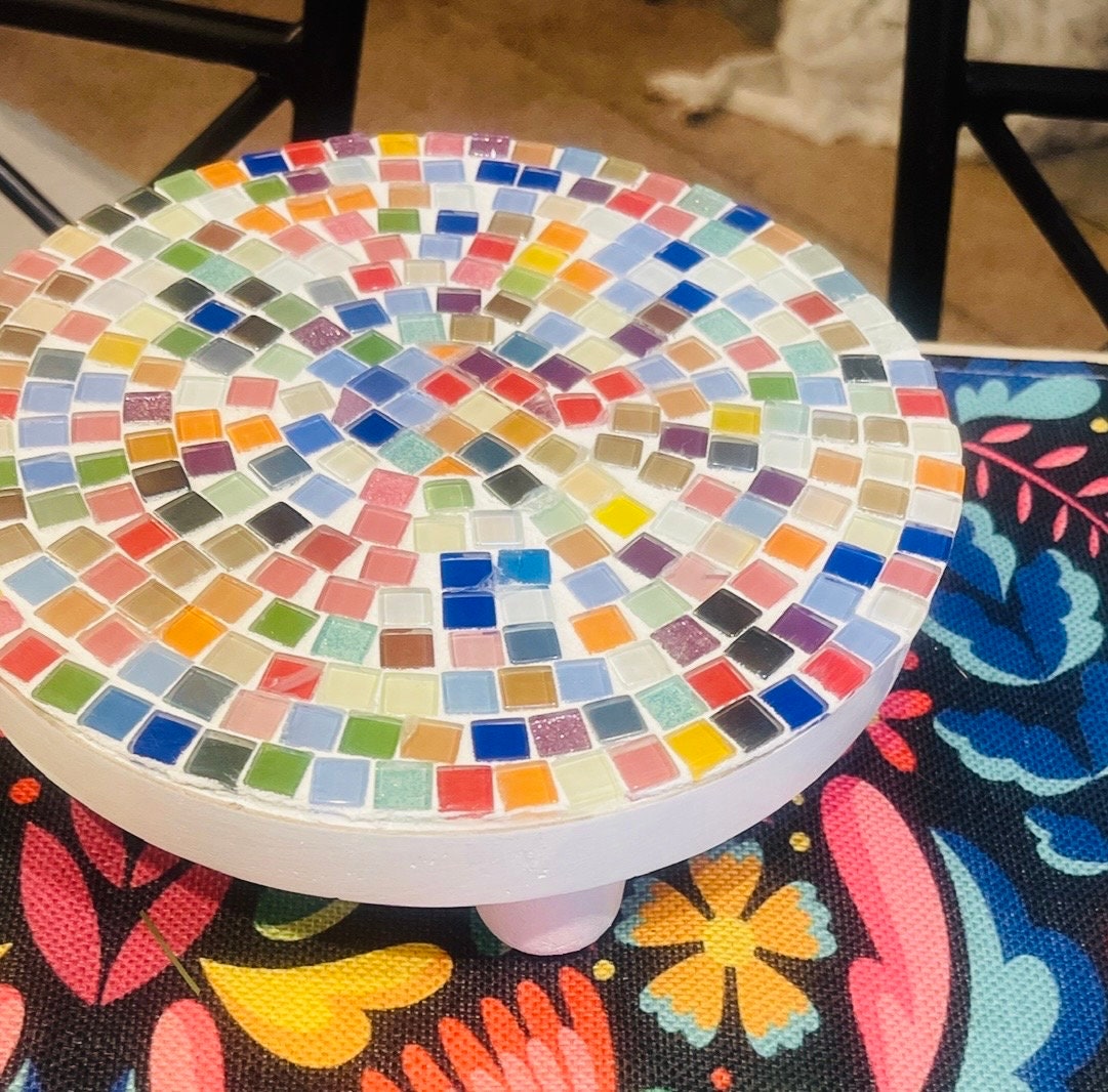 Plant Stand White, Handmade Round Plant Stand, Mosaic Plant Riser, Unique White Plant Stand, Medium White, FREE SHIPPING